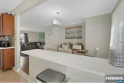 241 Johnson Avenue N4 #N4, Hackensack, NJ 07601 - Photo 15