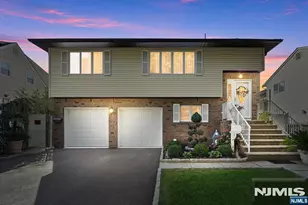 262 Lee St, Elmwood Park, NJ 07407 - Photo 1