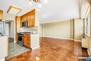 6600 Blvd East 17 N, West New York, NJ 07093 - Photo 7