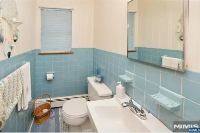 427-431 Edmund Avenue, Paterson, NJ 07502 - Photo 11