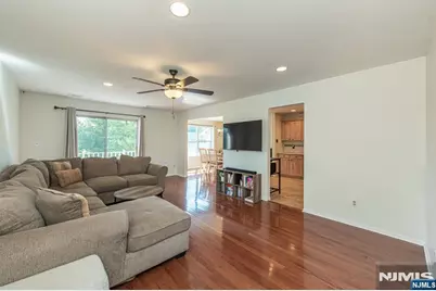 12 Frankie Lane 3304 #3304, East Hanover Township, NJ 07936 - Photo 3