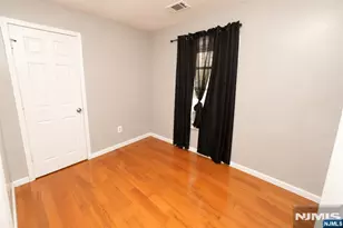179 Vermont Ave, Newark, NJ 07106 - Photo 7