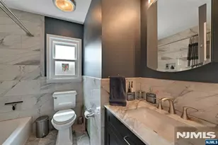 340 Graphic Blvd, New Milford, NJ 07646 - Photo 23