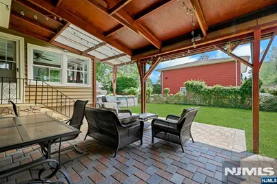 340 Graphic Boulevard, New Milford, NJ 07646 - Photo 41
