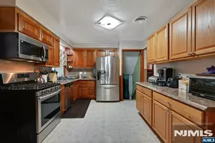 340 Graphic Blvd, New Milford, NJ 07646 - Photo 15