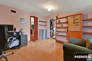 340 Graphic Blvd, New Milford, NJ 07646 - Photo 19