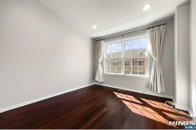 382 Kingston Court 382 #382, West New York, NJ 07093 - Photo 21