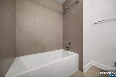 382 Kingston Court 382 #382, West New York, NJ 07093 - Photo 25