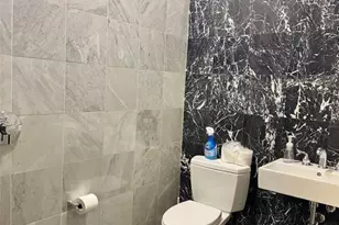 1 Executive Dr B01, Fort Lee, NJ 07024 - Photo 9