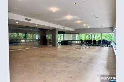 1 Executive Drive B01 #B01, Fort Lee, NJ 07024 - Photo 7