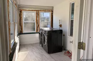 54 Bogert St, Teaneck Township, NJ 07666 - Photo 5