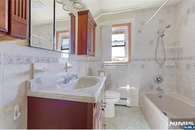 325 Grant Avenue, Lyndhurst Township, NJ 07071 - Photo 29
