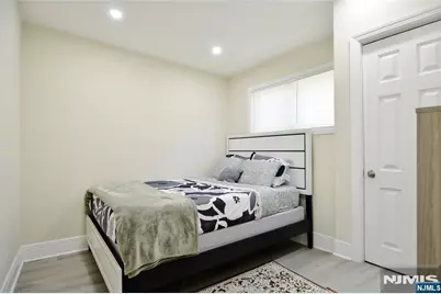 17 Brown Street, Nutley, NJ 07110 - Photo 15
