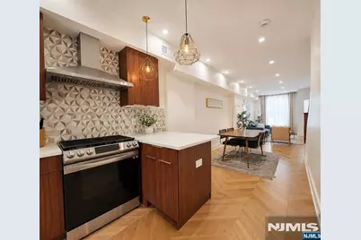 522 Martin Luther King Drive, Jersey City, NJ 07304 - Photo 3