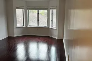 415 Chase Ct 415, Edgewater, NJ 07020 - Photo 3
