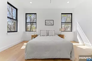 113 Oak Street 2, Jersey City, NJ 07304 - Photo 5