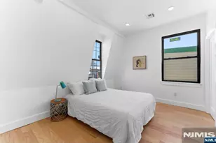 113 Oak Street 2, Jersey City, NJ 07304 - Photo 7