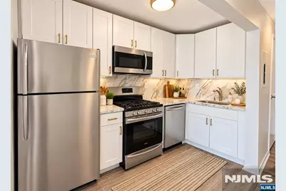 120 Sussex Street 5B #5B, Hackensack, NJ 07601 - Photo 1