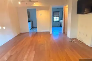 16B Quail Run 16B, Jamesburg, NJ 08831 - Photo 5