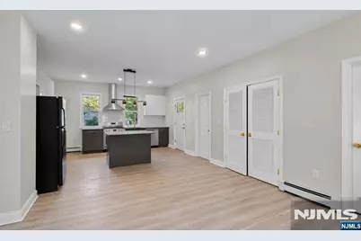 520 Grand Avenue, Rahway, NJ 07065 - Photo 15