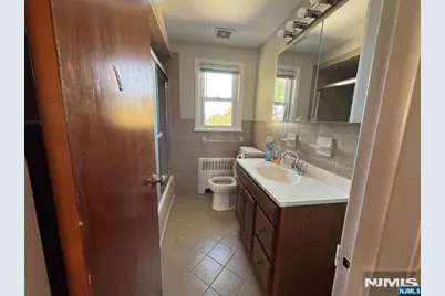 1 Underhill Court, Nutley, NJ 07110 - Photo 9
