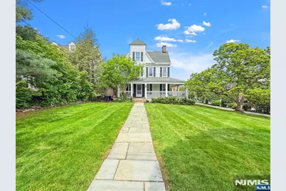 35 Green Avenue 1 #1, Madison, NJ 07940 - Photo 1