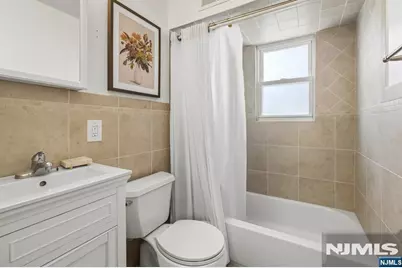 35 Colonial Avenue, Paterson, NJ 07502 - Photo 13