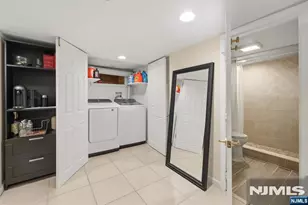 35 Colonial Ave, Paterson, NJ 07502 - Photo 25