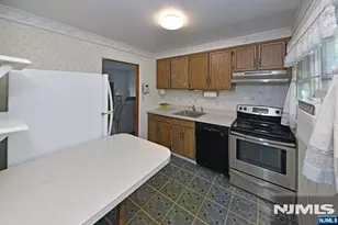 347 Verona Way, Paramus, NJ 07652 - Photo 9