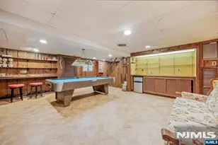 340 Alan Dr, Paramus, NJ 07652 - Photo 23