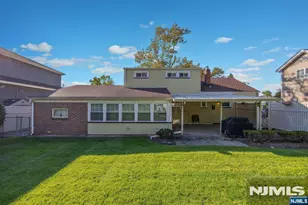 340 Alan Dr, Paramus, NJ 07652 - Photo 27
