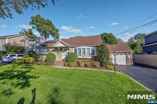 340 Alan Dr, Paramus, NJ 07652 - Photo 33