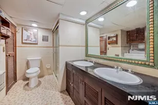 340 Alan Dr, Paramus, NJ 07652 - Photo 25