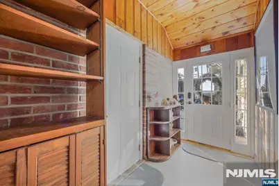 340 Alan Drive, Paramus, NJ 07652 - Photo 11