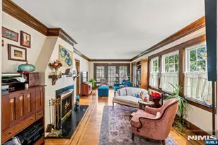 495 Edgewood Pl, Rutherford, NJ 07070 - Photo 3