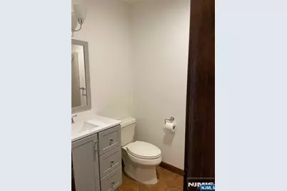 292 Broad, Carlstadt, NJ 07072 - Photo 13