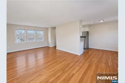 220 Meadow Lane D14 #D14, Secaucus, NJ 07094 - Photo 3