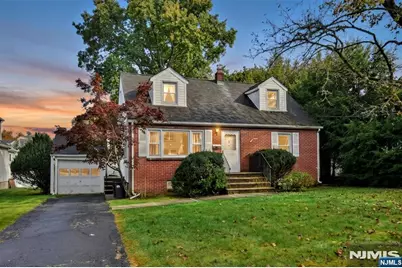 4 Demartini Place, Waldwick, NJ 07463 - Photo 23