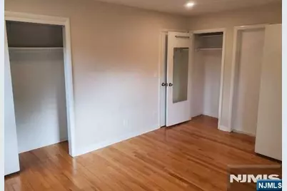 30 Pierce Avenue, Cresskill, NJ 07626 - Photo 9
