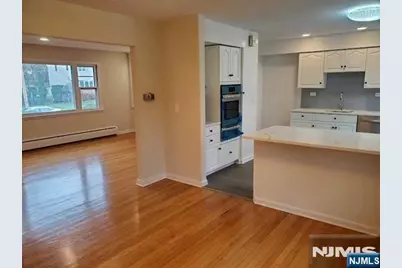30 Pierce Avenue, Cresskill, NJ 07626 - Photo 7