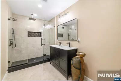 A37 Harvey Avenue, Rochelle Park Township, NJ 07662 - Photo 25