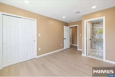 A37 Harvey Avenue, Rochelle Park Township, NJ 07662 - Photo 19