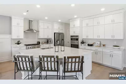 18 Arlington Place, Oakland, NJ 07036 - Photo 5