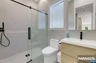 8 Ann St, Old Tappan, NJ 07675 - Photo 23