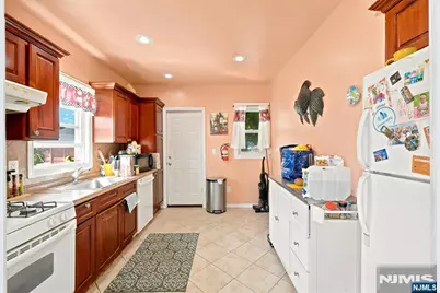 230 Teaneck Road, Ridgefield Park, NJ 07660 - Photo 9