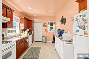 230 Teaneck Rd, Ridgefield Park, NJ 07660 - Photo 9