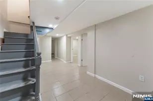 214 Smith St, Newark, NJ 07106 - Photo 9