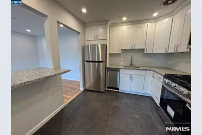 288 Hoover Avenue 2 #2, Bloomfield, NJ 07003 - Photo 3