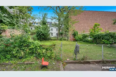 658-660 12th Street, Newark, NJ 07103 - Photo 5