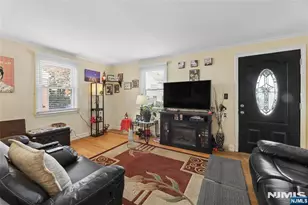 86 Falmouth Ave, Elmwood Park, NJ 07407 - Photo 7